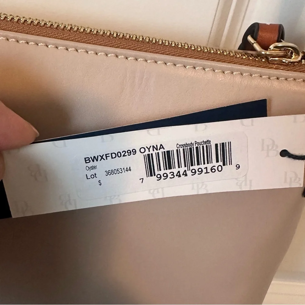 New! Dooney and Bourke Light Blush Pink Wexford Leather Rosie Crossbody Purse - Picture 12 of 16